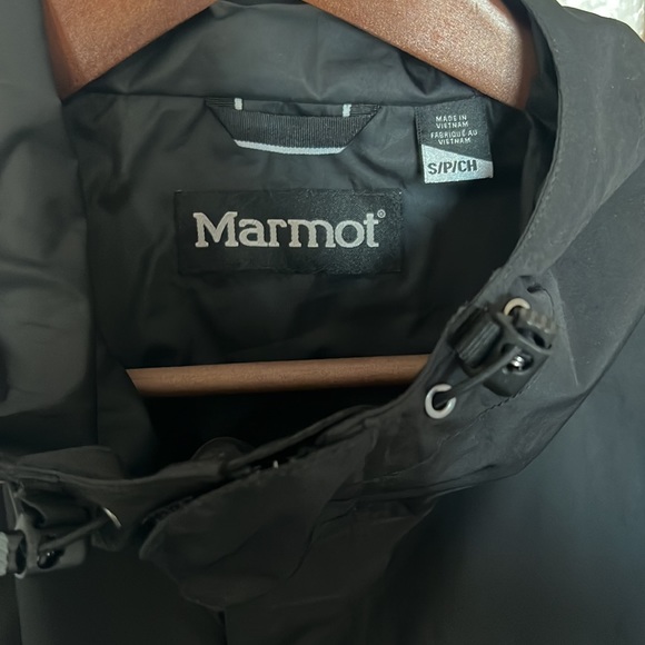 Marmot black small windbreaker jacket shell - Picture 3 of 3